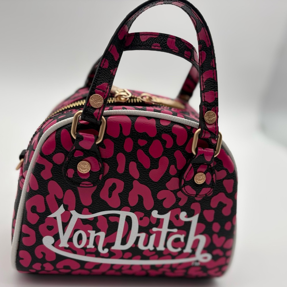 Von Dutch Hot Pink/Black ‘Cheetah’ Bowling Bag NWTG